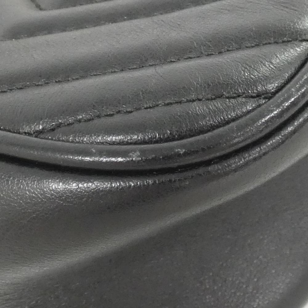 GUCCI Black GG Marmont Shoulder Bag - Picture 3 of 10